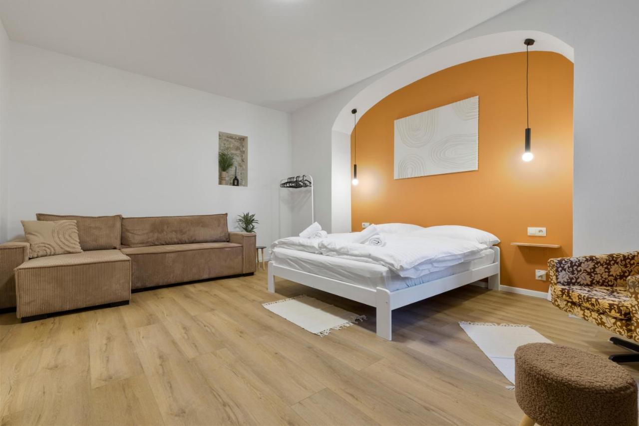 Charming Apt In Centre /W Ac ブラチスラヴァ エクステリア 写真